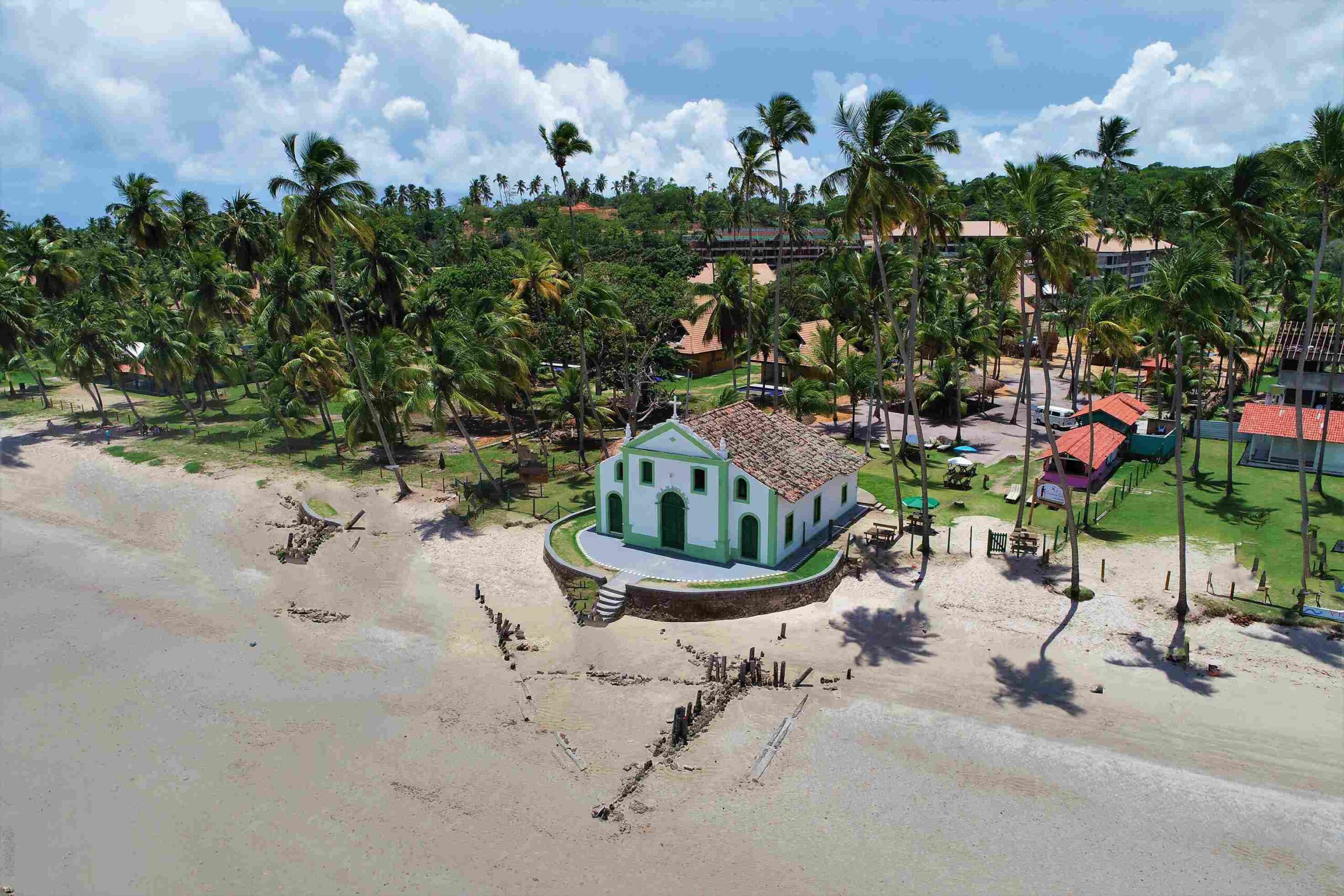 Igrejinha e carneiros